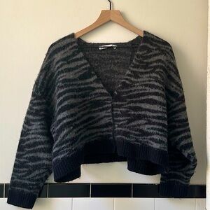 ZARA - Vintage Zebra Print Cropped Fuzzy Cardigan